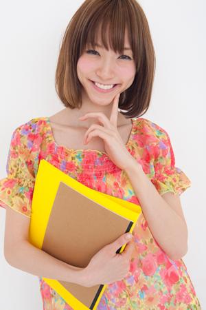 2025年最新ガイド:フォーマルシーンでのネクタイ選びと着こなしの極意